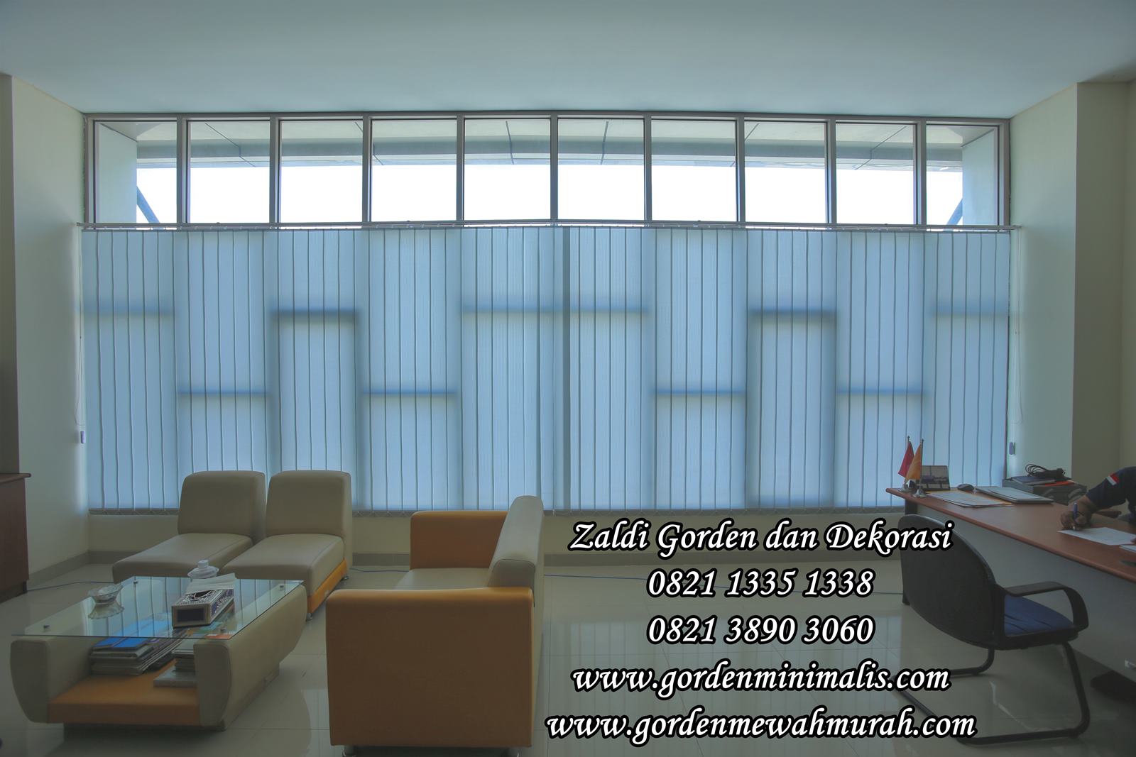Gorden Vertikal Blind Murah untuk kantor (3)